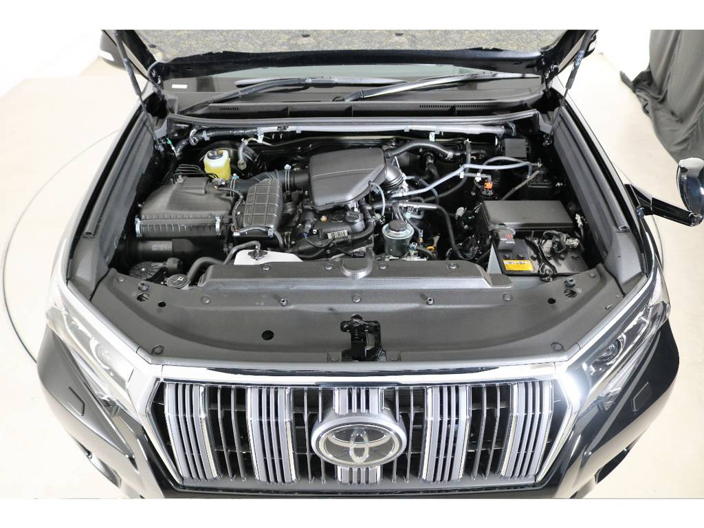 直４　２，７リッターガソリンエンジン☆