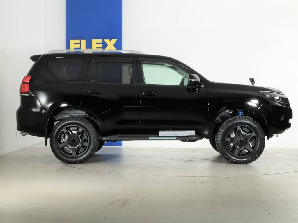 全国最大規模の店舗敷地内に在庫台数１００台以上！ご希望に合った１台を探しにいらしてください☆