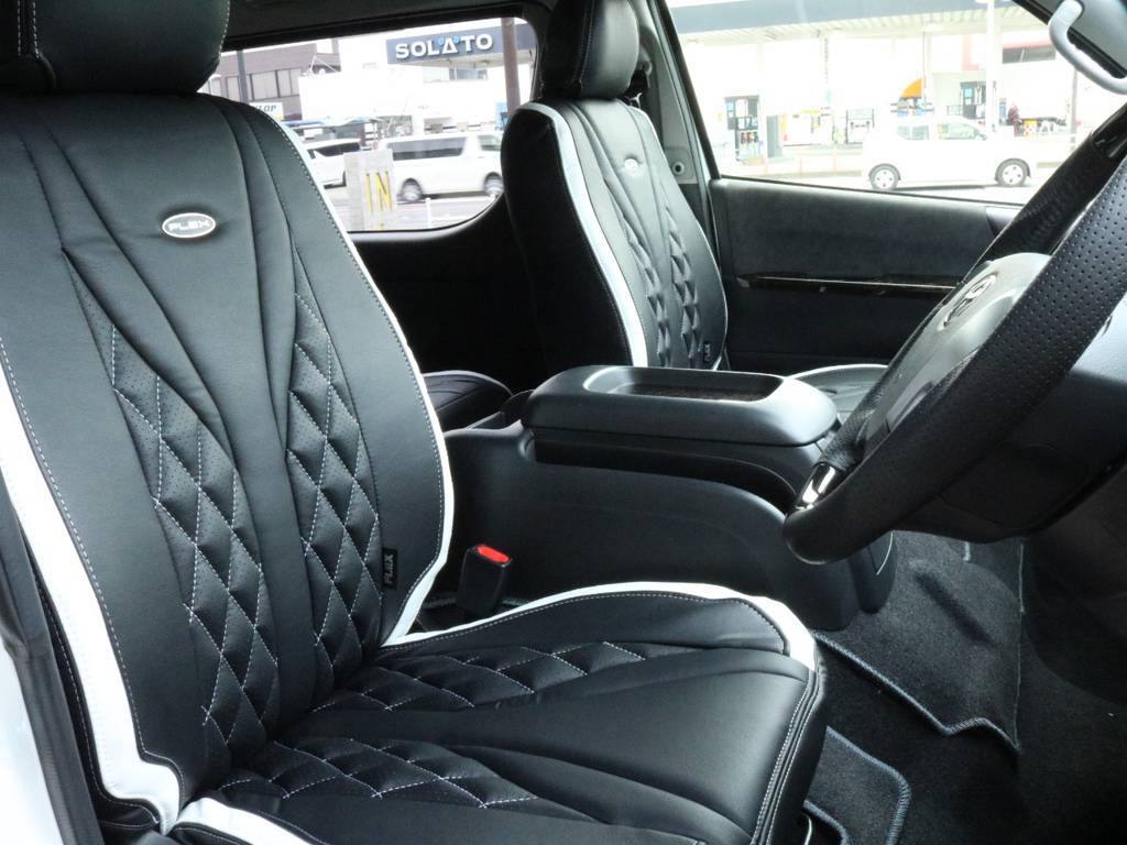 ハイエースは車高が高く前がないので運転しやすいですよ！！