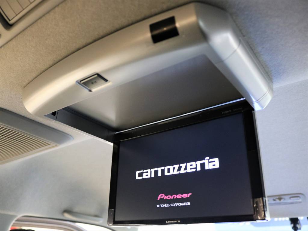 カロッツェリアフリップダウンモニター！