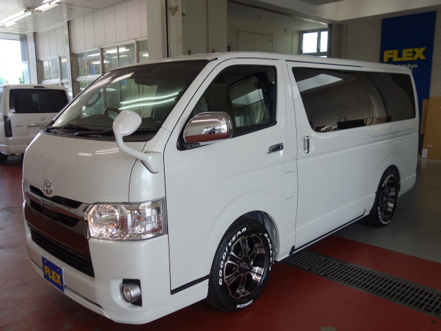 新車５０周年特別仕様車２８００ディーゼル４ＷＤナビパッケージ入庫致しました！！