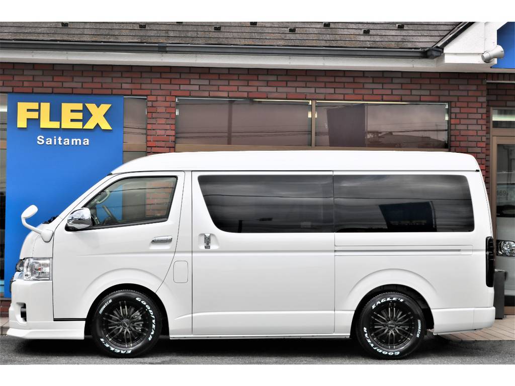 車輌の詳細はスタッフまでお気軽にお問い合せ下さいませ。