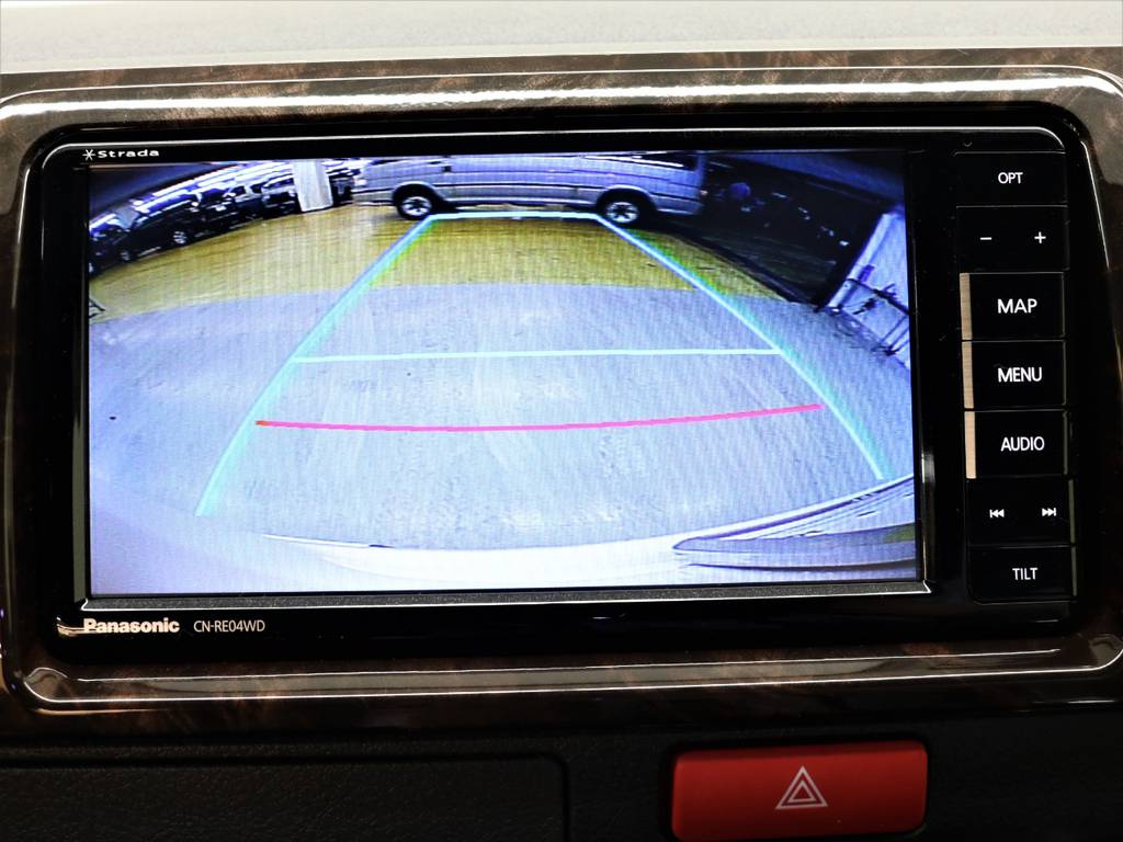 メーカーオプションバックカメラをナビ画面に連動加工済みです！