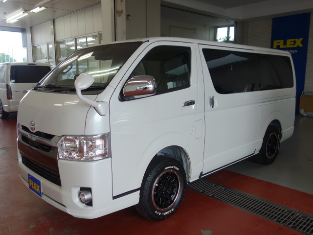 新車５０周年特別仕様車２８００ディーゼル４ＷＤナビパッケージ完成致しました！！