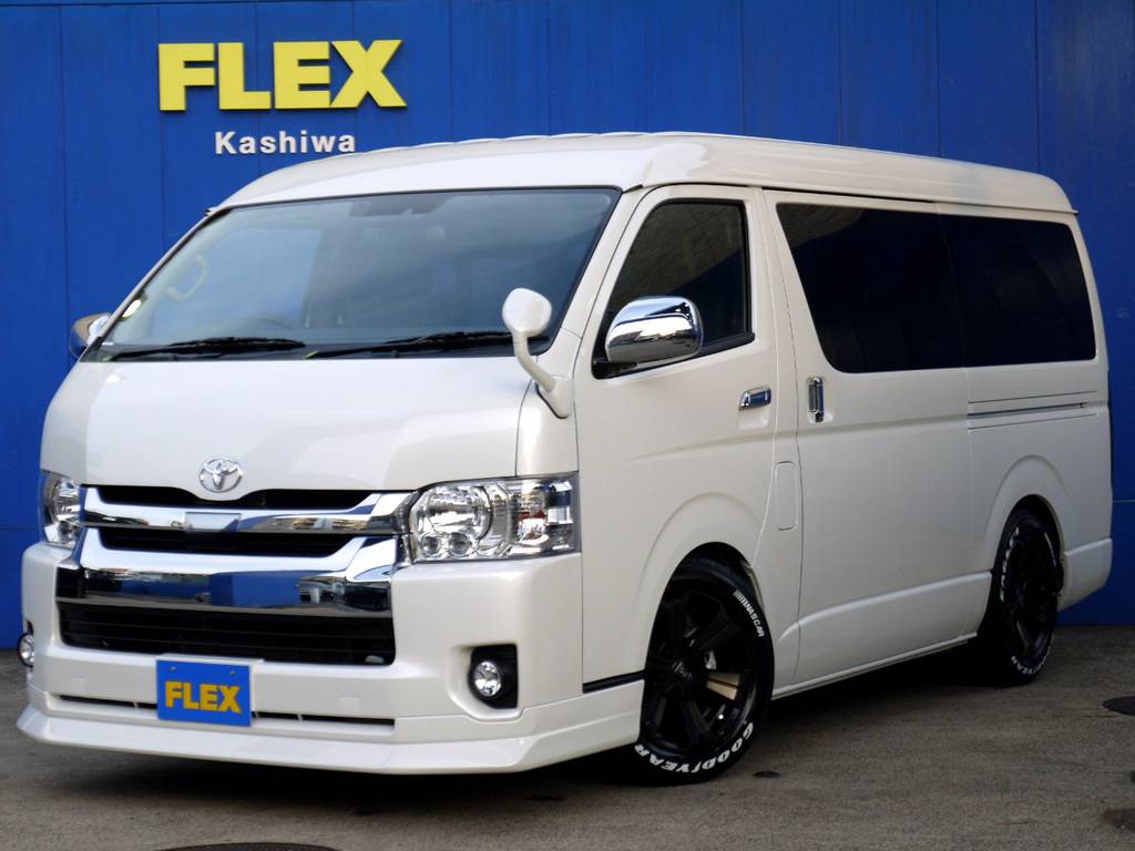 新車ハイエースワゴンＧＬ オリジナルシートアレンジＶｅｒ１ トリプルナビパッケージが入庫しました！！