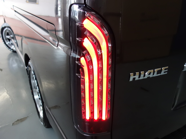 新車５０周年特別仕様車２０００ガソリン人気のナビパッケージ完成致しました！！即納車可能！！