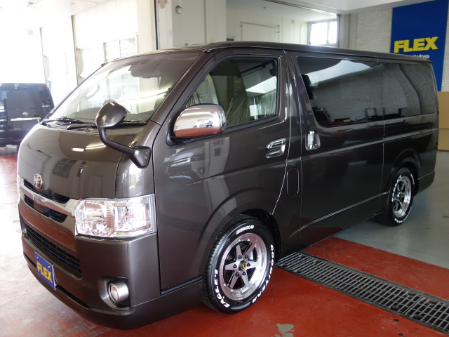 新車５０周年特別仕様車２０００ガソリン人気のナビパッケージ完成致しました！！即納車可能！！