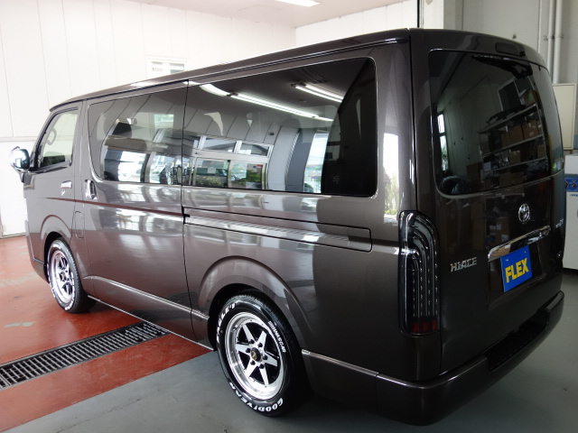 新車５０周年特別仕様車２０００ガソリン人気のナビパッケージ完成致しました！！即納車可能！！