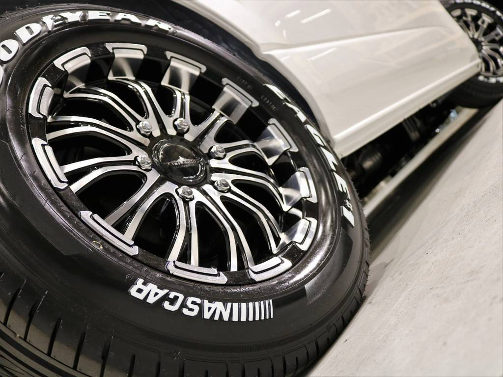 バトルシップⅠアルミホイールとGOODYEARナスカータイヤ16inの組み合わせ！