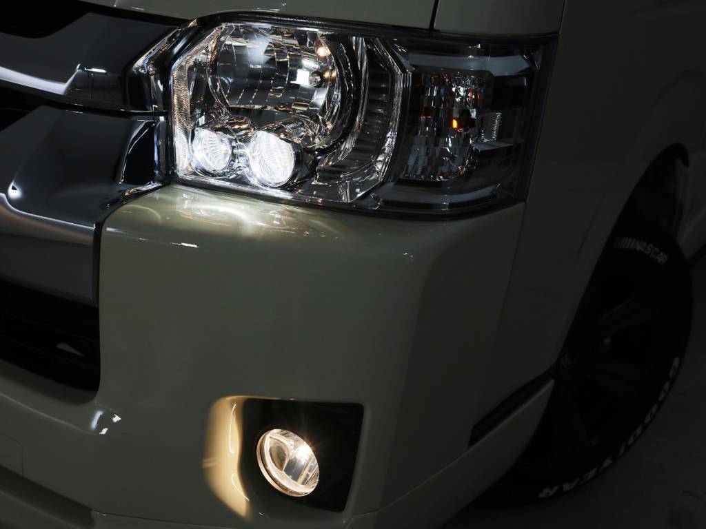 メーカーオプション　ＬＥＤヘッドライト♪