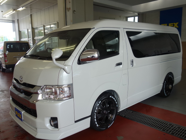 新車ワゴンＧＬファミリーに好評のアレンジＡＳツインナビパッケージ完成致しました！！