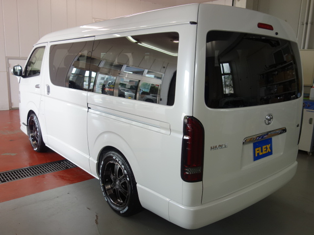 新車ワゴンＧＬファミリーに好評のアレンジＡＳツインナビパッケージ完成致しました！！
