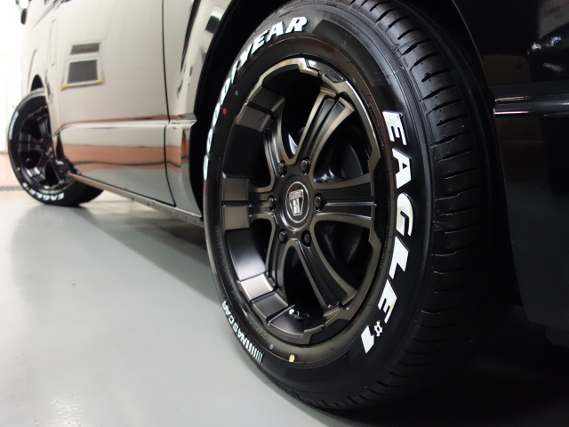 新車５０周年特別仕様車２０００ガソリンナビパッケージ完成致しました！！