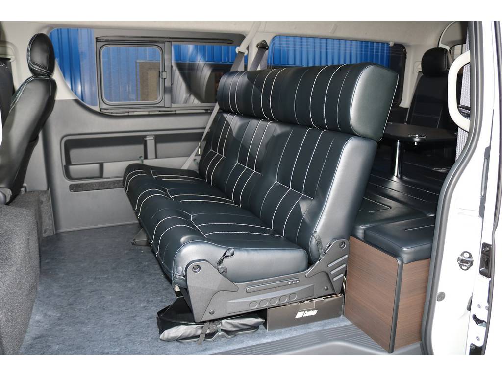 オリジナルベッドキット・重歩行用床張り施工でファミリーカー・車中泊・トランポなど様々な用途にお使い頂けます！