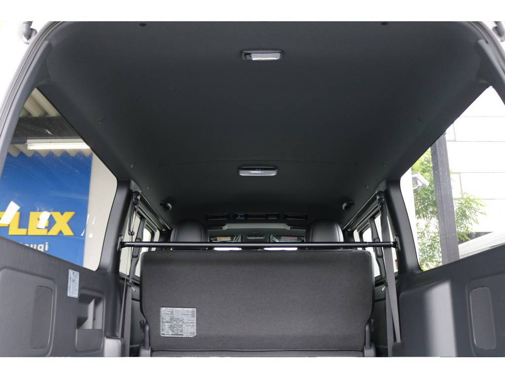 特別仕様車ダークプライムⅡは車内が黒で統一されています★