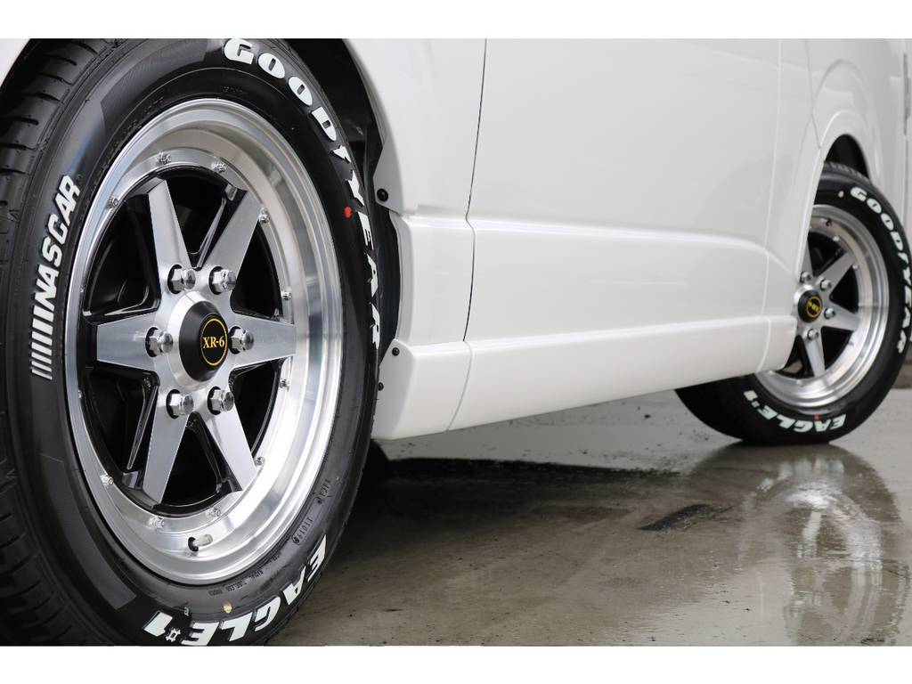 アルミホイールはXR-6、タイヤはグッドイヤーのナスカータイヤです!!