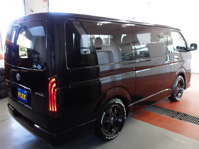 新車ダークプライムⅡ床張りベットＫＩＴパッケージ入庫致しました！！