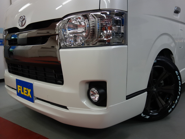 新車ハイエースＶダークプライムⅡ２８００ディーゼルターボナビパッケージ完成致しました！！