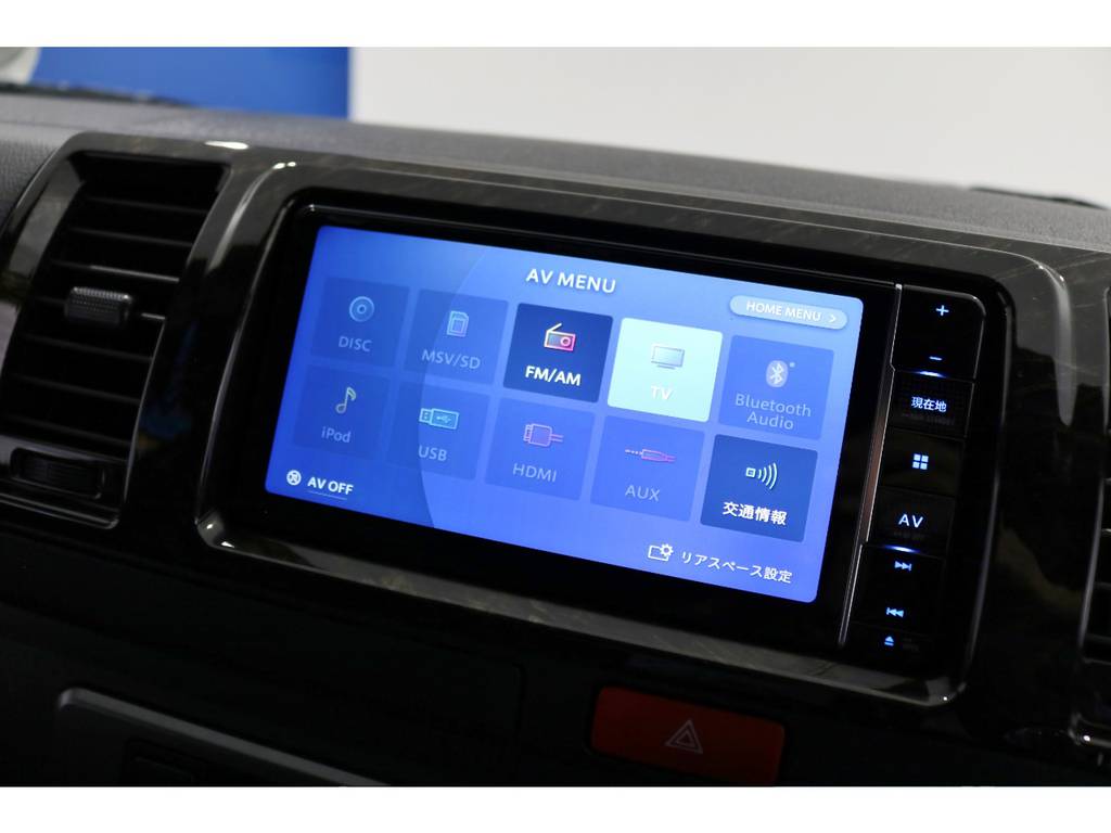 Bluetooth接続もOK！フルセグですので走行中もＴＶが見れます！