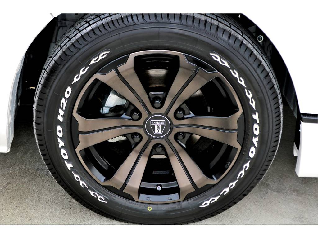 ＴＯＹＯ Ｈ２０タイヤがお洒落ですね！
