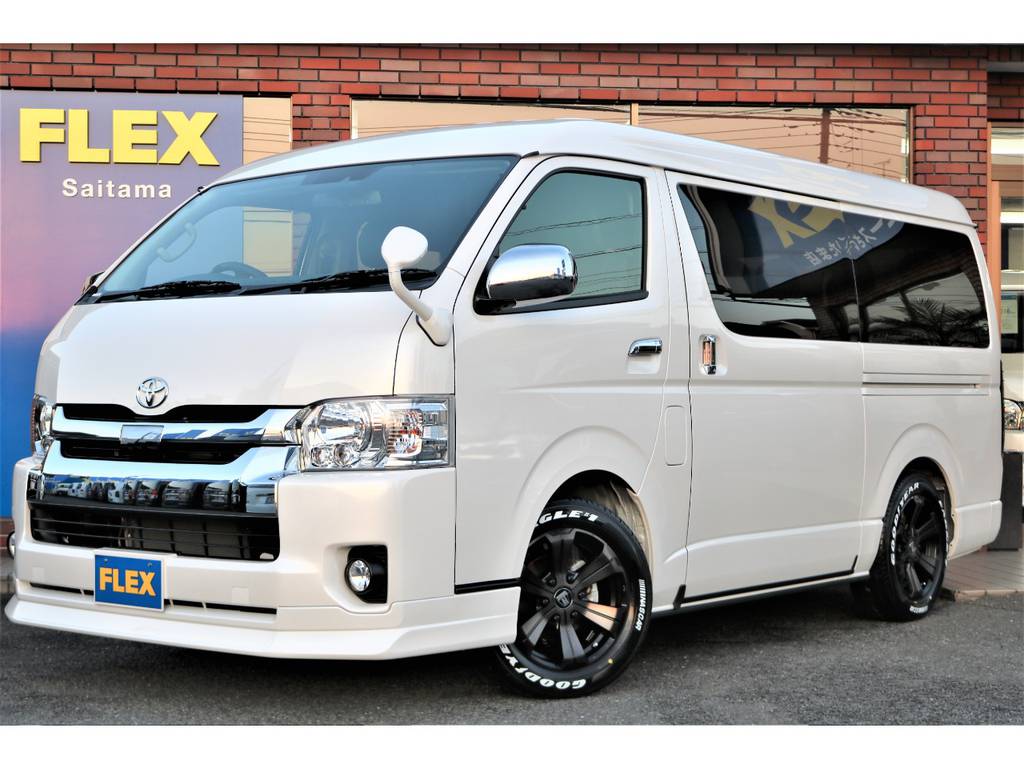 新車ハイエースワゴンＧＬ４ＷＤフレックスＶｅｒ２内装架装が完成しましたよ♪