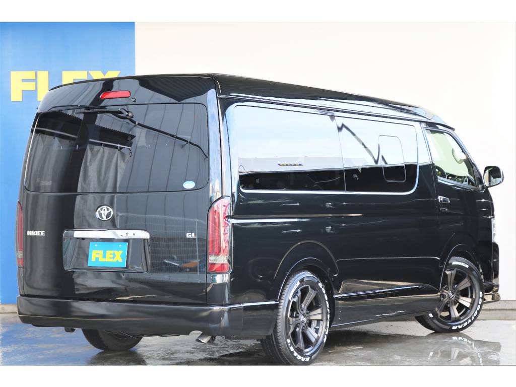 バックカメラ搭載ですので車体の大きいハイエースの駐車もご安心ください！