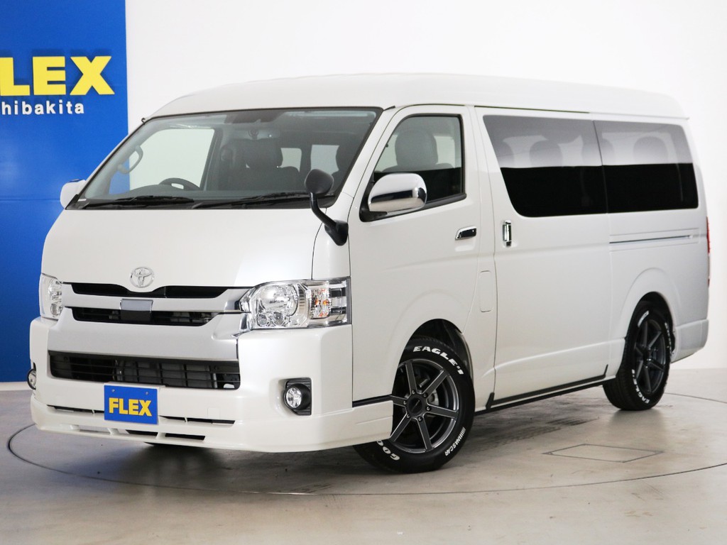新車未登録　ハイエースワゴンＧＬ　ガソリン４ＷＤ　１０人乗り３ナンバー登録　寒冷地仕様　ＦＬＥＸオリジナル内装アレンジ【Ｒ１】！