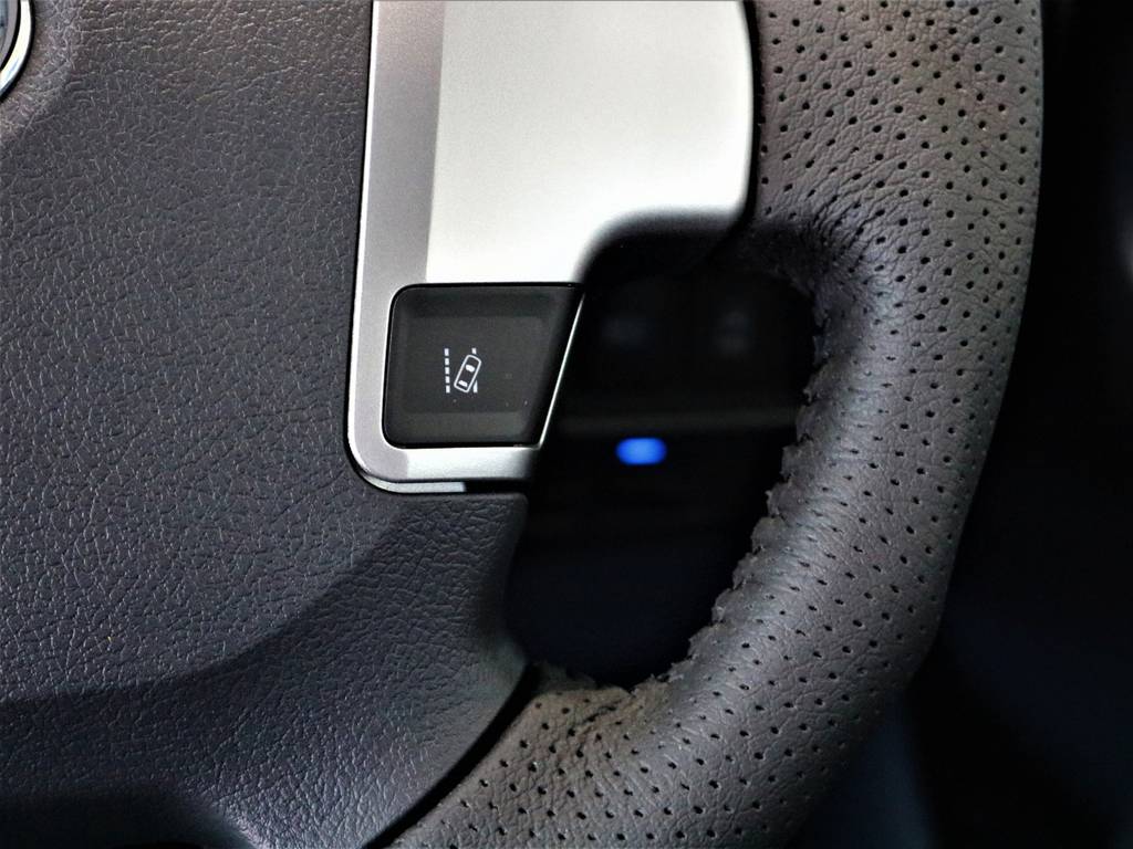 車線はみ出しアラート（レーンディパーチャーアラート）！
