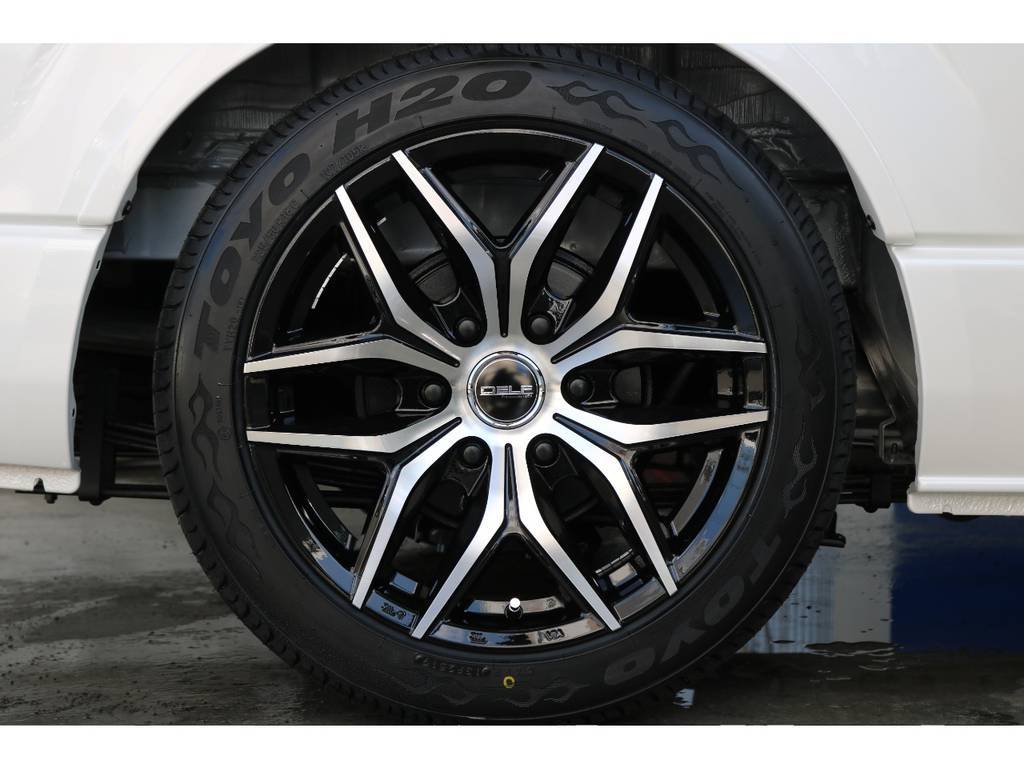 デルフゼロワン１８インチＡＷ/ＴＯＹＯ　Ｈ２０　１８インチタイヤ