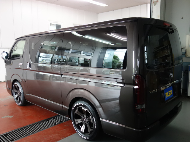 新車ハイエースＶ50周年特別仕様車ナビパッケージ完成致しました！！