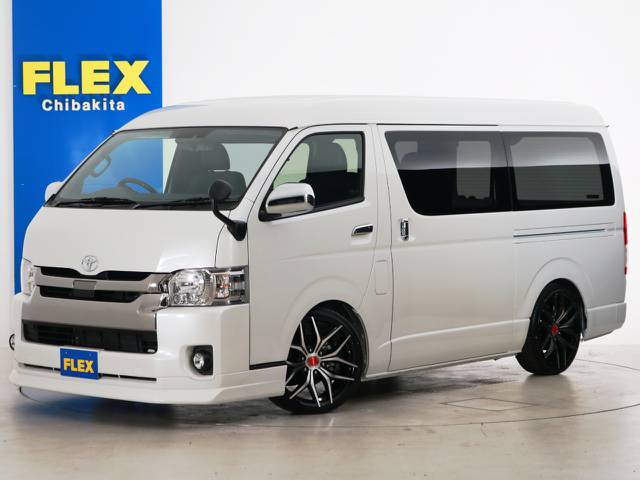 新車未登録　ハイエースバン　ワイド　特別仕様車　ダークプライムⅡ　ライトカスタムＰＫＧ！