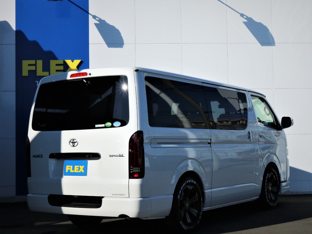 茨城県最大級のハイエース専門店！新車から中古車までラインナップ！