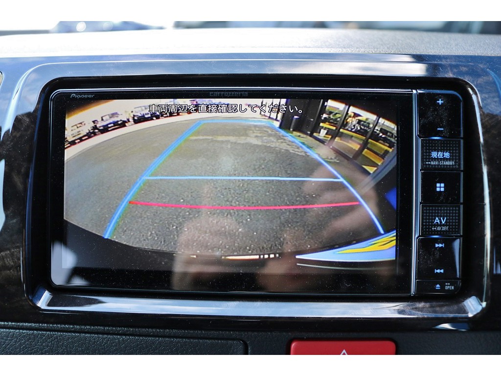 バックカメラ連動加工済みですので運転もしやすくなっております！！