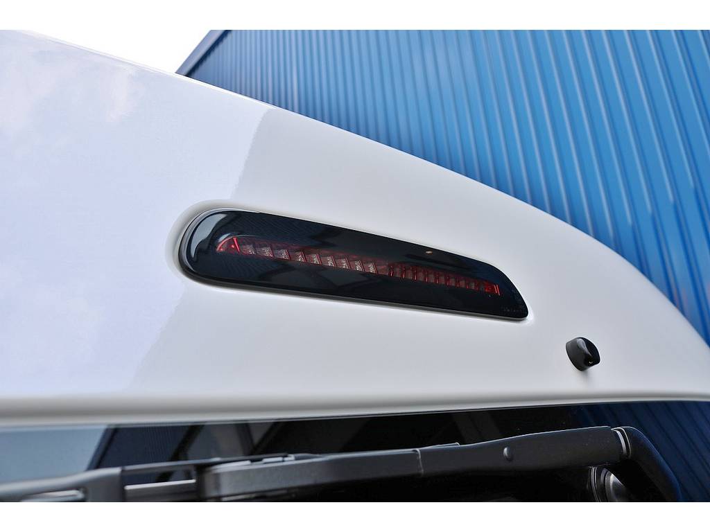 Ｖａｌｅｎｔｉ　ＬＥＤハイマウントストップランプ！
