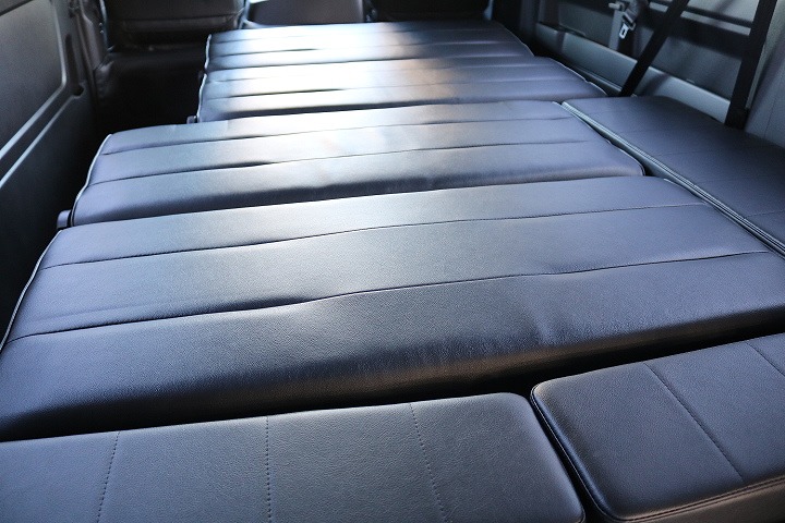 ２列目＆３列目はフラットに変更も可能ですよ！