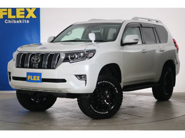 新車未登録☆ディーゼル☆ＴＸ－Ｌパッケージ☆７人乗り☆