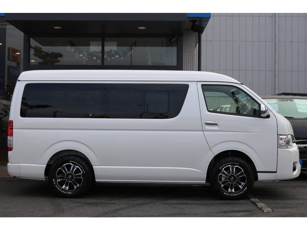 唯一無二の至高のハイエースを是非一度現車を見に来て頂けたらと思います！