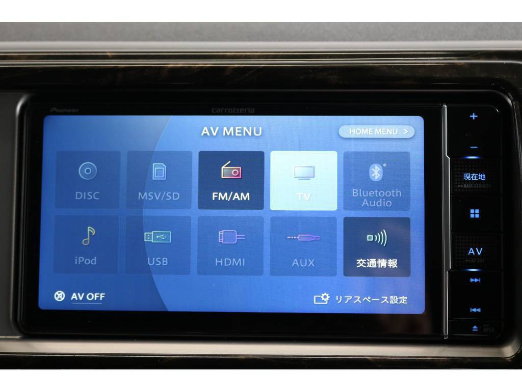 Bluetooth対応のカロッツエリアＳＤナビ装着済み！お気に入りの携帯音楽を流して楽しい思い出を作りましょう！