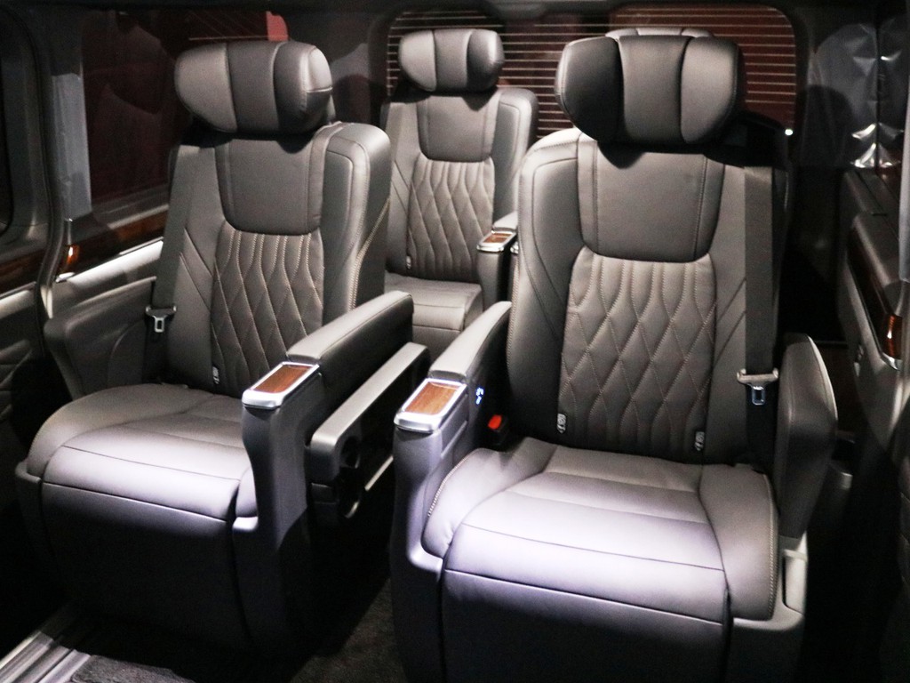 新型も多数 トヨタ グランエース 全国 の中古車検索 中古の情報 価格 Mota