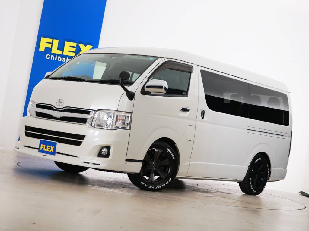 Ｈ２２年　ハイエースワゴンＧＬ　４．９万ｋｍ　ガソリン２ＷＤ　１０人乗り３ナンバー登録　スタンダードＰＫＧ！