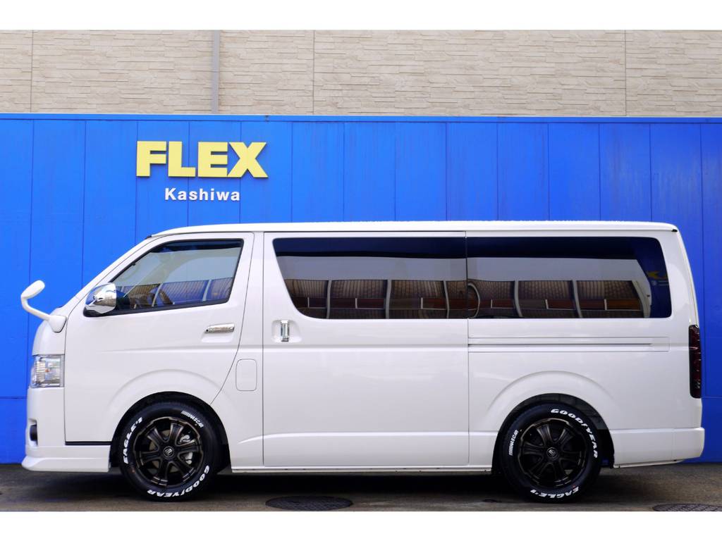メーカーオプション 両側パワースライドドア完備！！フルエアロの追加オーダーもお任せください！！