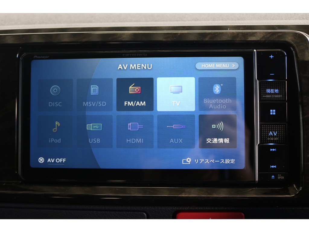 カロッツエリアＳＤナビ搭載!!bluetooth接続可能なため快適な車内空間をおたのしみいただけます☆