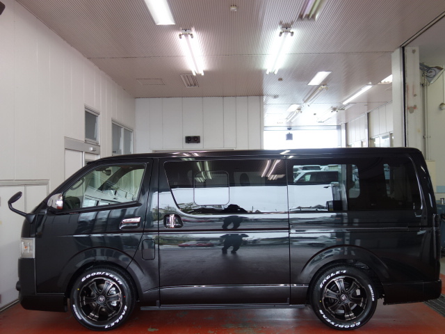 新車ダークプライムⅡ２８００ディーゼル４ＷＤナビパッケージ完成致しました！！店頭在庫車、即納車ご対応可能になります！！