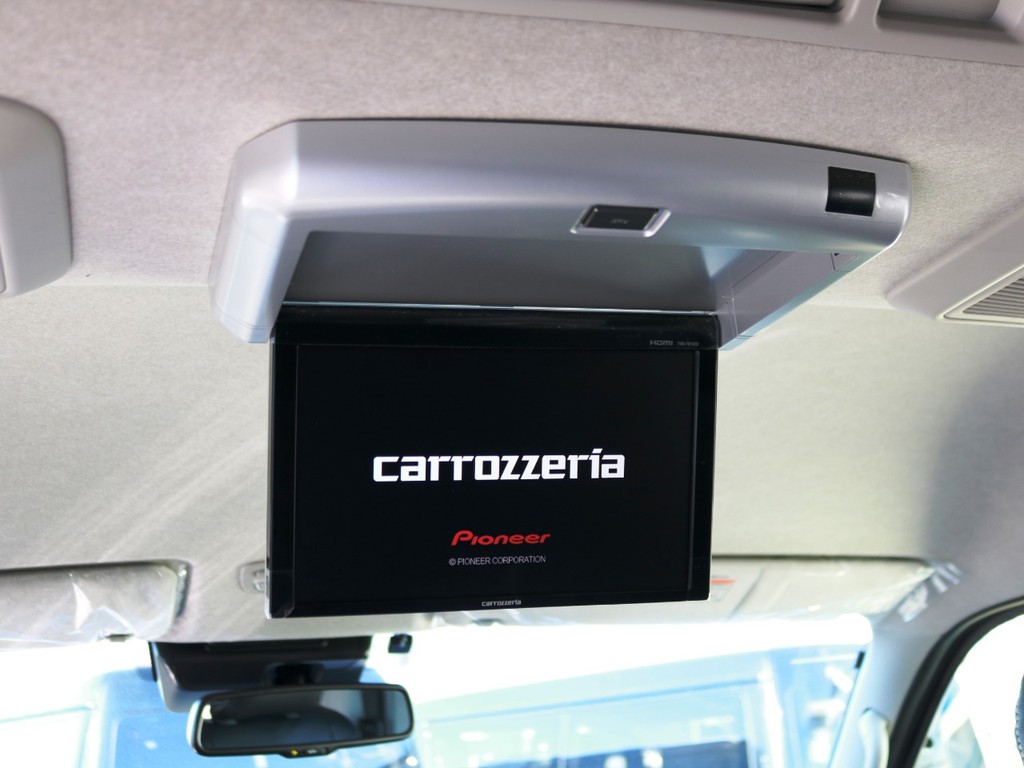 カロッツェリア　１０．２型　フリップダウンモニター！