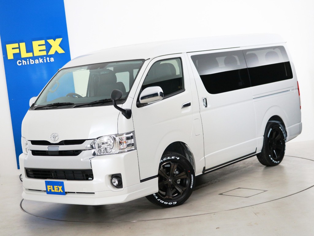 新車未登録　ハイエースワゴンＧＬ　ガソリン４ＷＤ　１０人乗り３ナンバー登録　寒冷地仕様　ＦＬＥＸオリジナル内装アレンジ【Ｖｅｒ１】！
