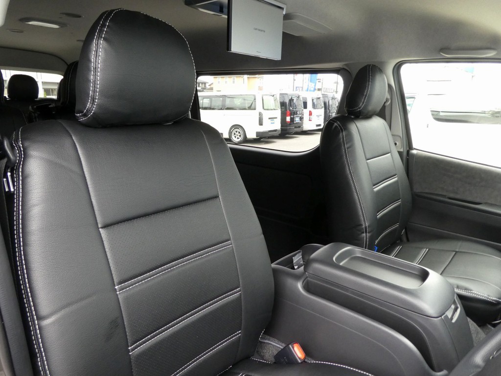 専用のオリジナル立体裁断シートカバーをセット！！