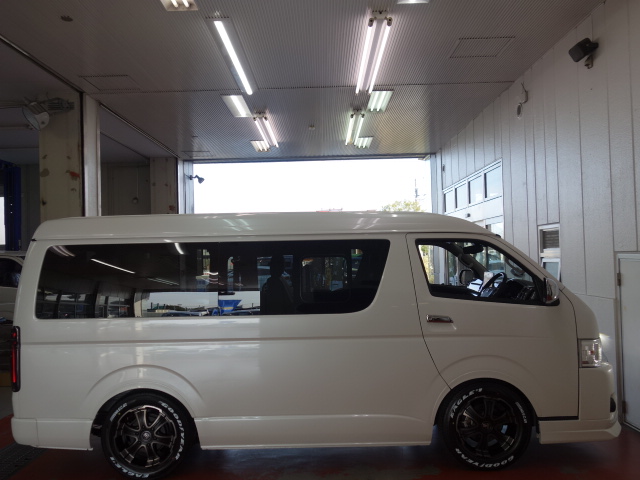 ハイエース西東京店ワゴンＧＬアレンジＲ１シートアレンジ試乗車完成致しました！！試乗の際は事前にご予約お願い致します！！