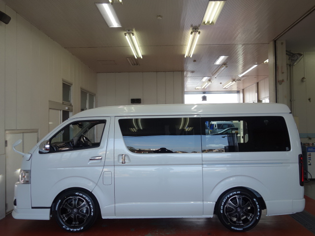 ハイエース西東京店ワゴンＧＬアレンジＲ１シートアレンジ試乗車完成致しました！！試乗の際は事前にご予約お願い致します！！