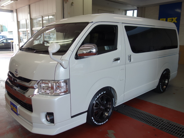 ハイエース西東京店ワゴンＧＬアレンジＲ１シートアレンジ試乗車完成致しました！！試乗の際は事前にご予約お願い致します！！