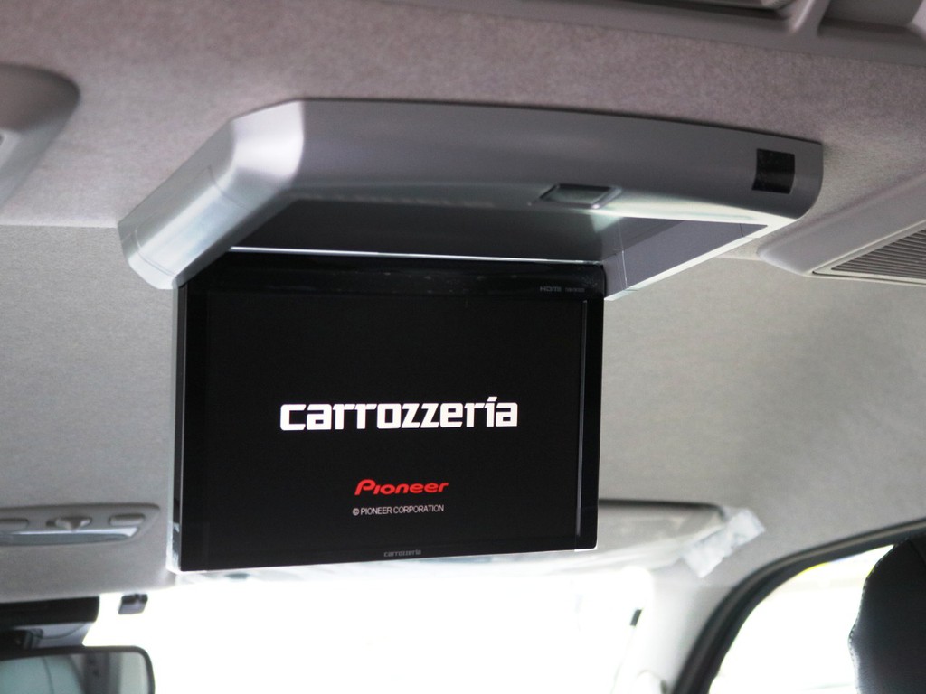 カロッツェリア　１０．２型　フリップダウンモニター！